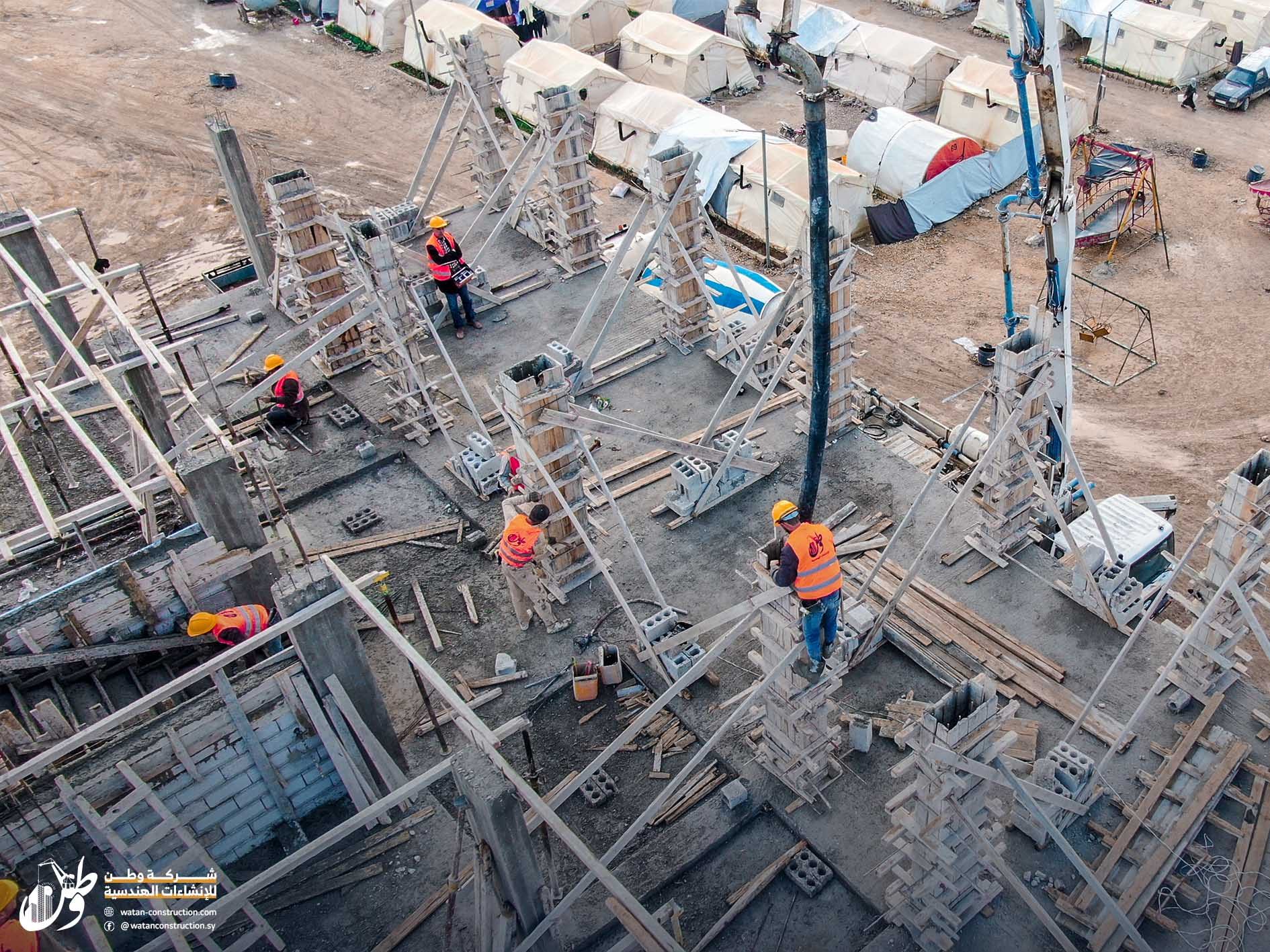 Casting columns for the fourth floor of Iqra Charity Building in Azaz4