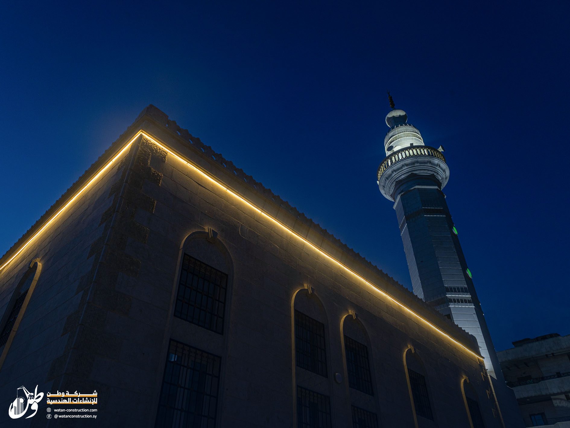 Night photos of Hajj Hassan Effendi Mosque in central Afrin after the completion of construction work there (6)