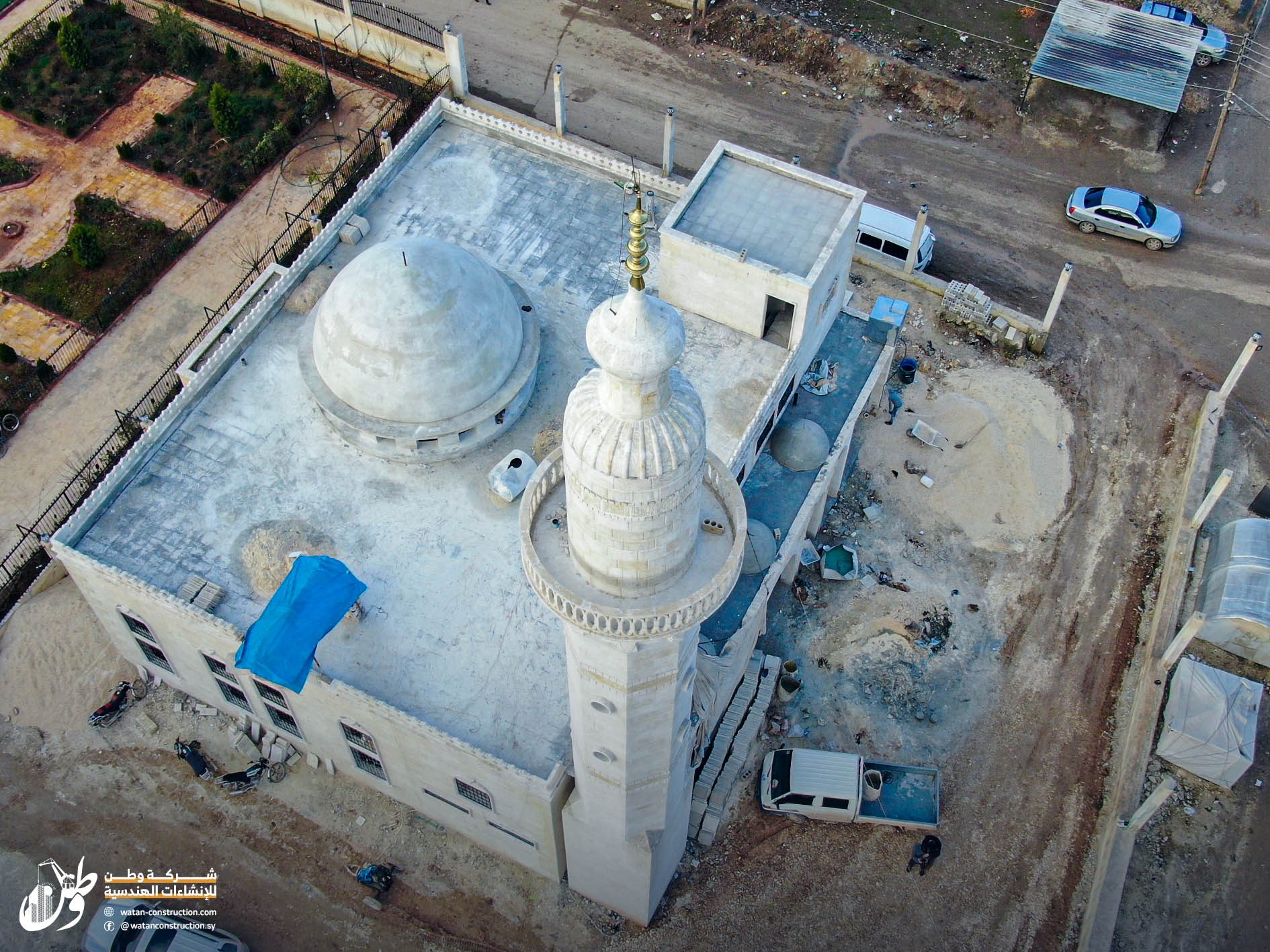 stepped down and tiled the mosque (7)